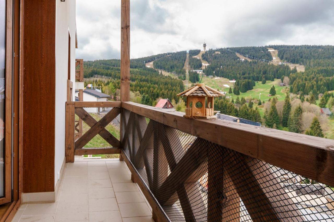 Apartman Svicarek Loučná pod Klínovcem Exteriör bild
